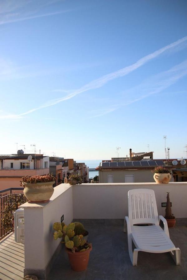 Hotel Il Cielo In Una Stanza Balestrate Exterior foto
